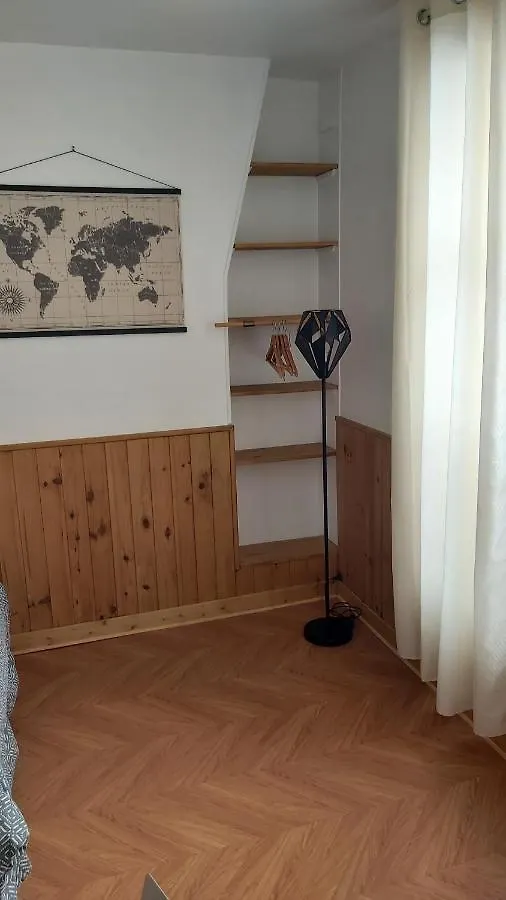 Rue Gauthey 17 Apartment